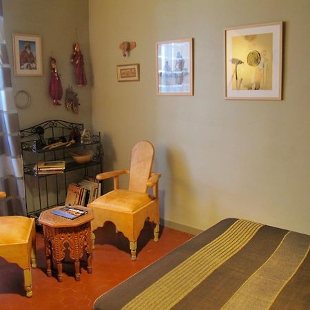 Tombe La Nefle Bed & Breakfast Avignon Exterior photo