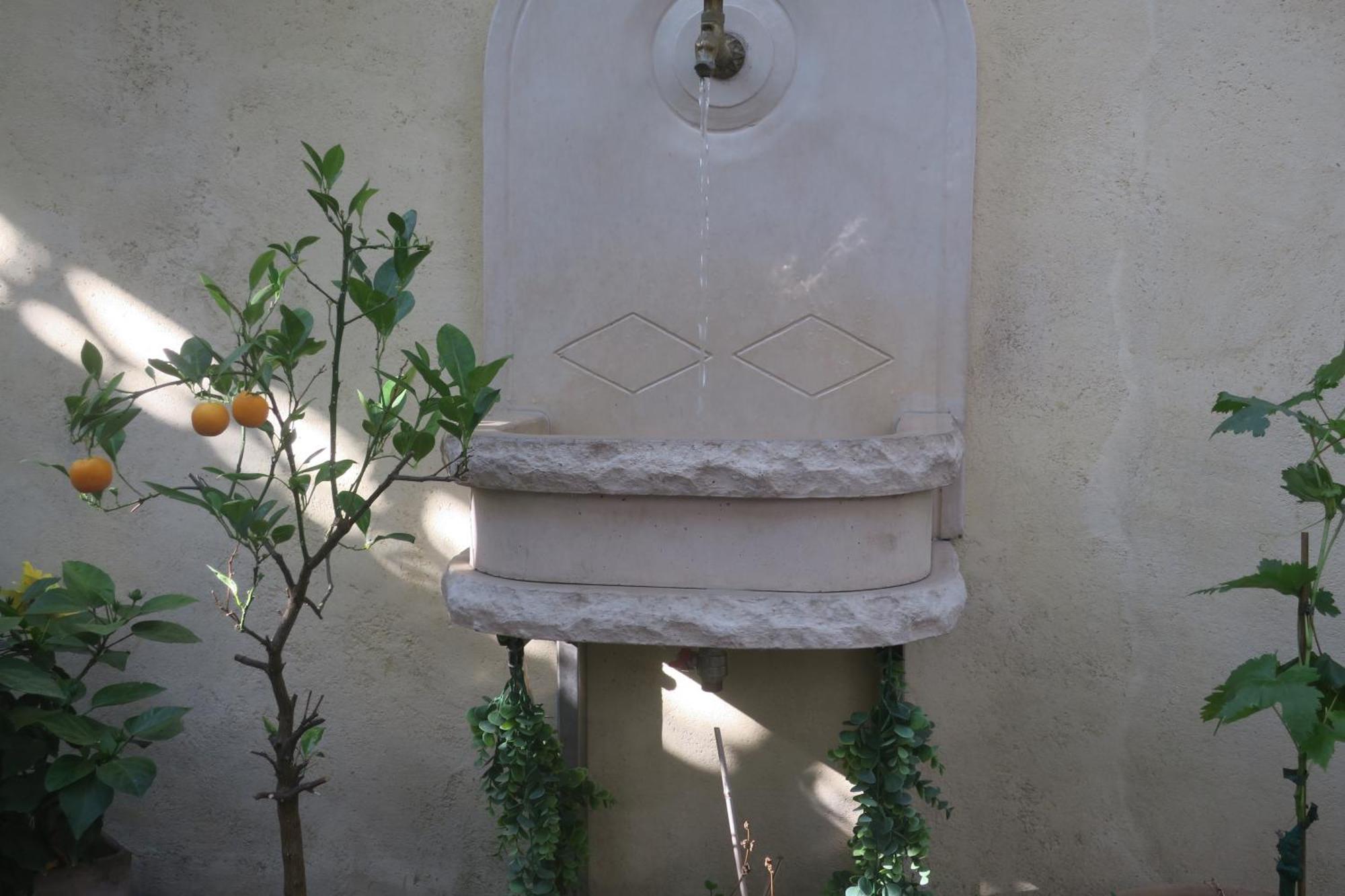 Tombe La Nefle Bed & Breakfast Avignon Exterior photo